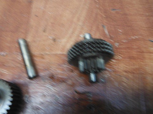 2005 suzuki boulevard C90 VL1500 ENGINE MOTOR IDLER IDLING GEAR - Image 5