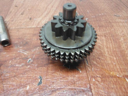 2005 suzuki boulevard C90 VL1500 ENGINE MOTOR IDLER IDLING GEAR - Image 7