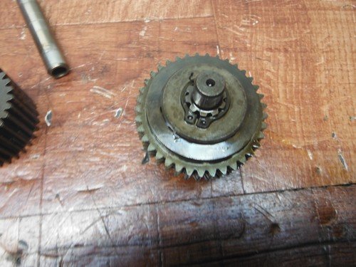 2005 suzuki boulevard C90 VL1500 ENGINE MOTOR IDLER IDLING GEAR - Image 9