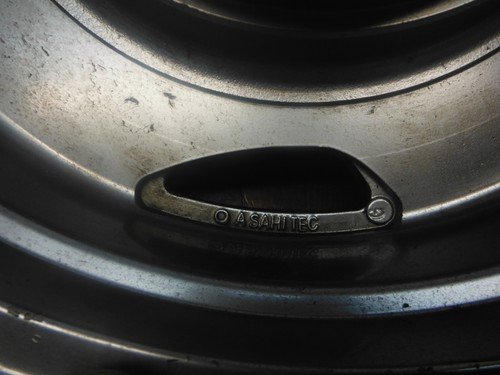 2005 suzuki boulevard C90 VL1500 REAR BACK WHEEL RIM - Image 4