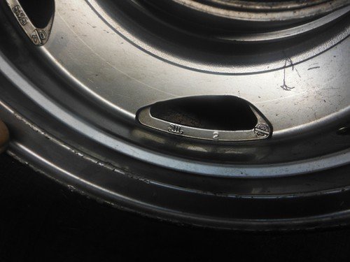 2005 suzuki boulevard C90 VL1500 REAR BACK WHEEL RIM - Image 6