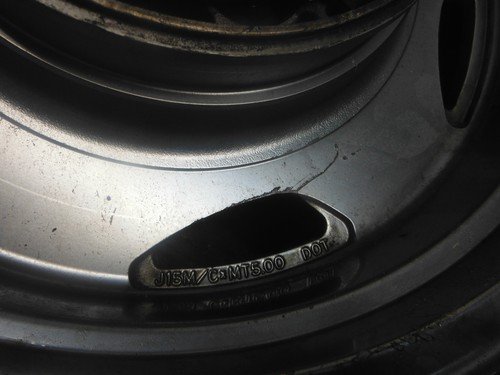 2005 suzuki boulevard C90 VL1500 REAR BACK WHEEL RIM - Image 8