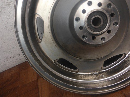 2005 suzuki boulevard C90 VL1500 REAR BACK WHEEL RIM - Image 13