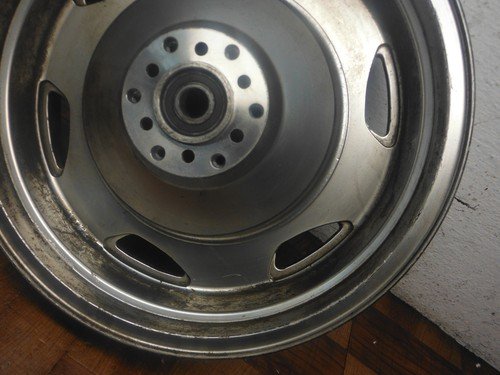 2005 suzuki boulevard C90 VL1500 REAR BACK WHEEL RIM - Image 14
