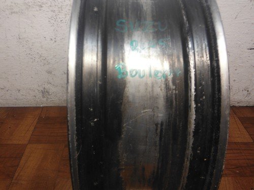 2005 suzuki boulevard C90 VL1500 REAR BACK WHEEL RIM - Image 15