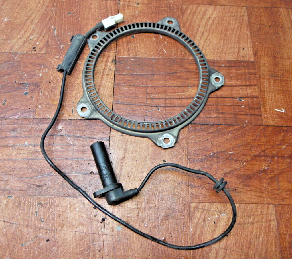 2004 bmw r1150rt REAR ABS BRAKE SPEED SENSOR RING
