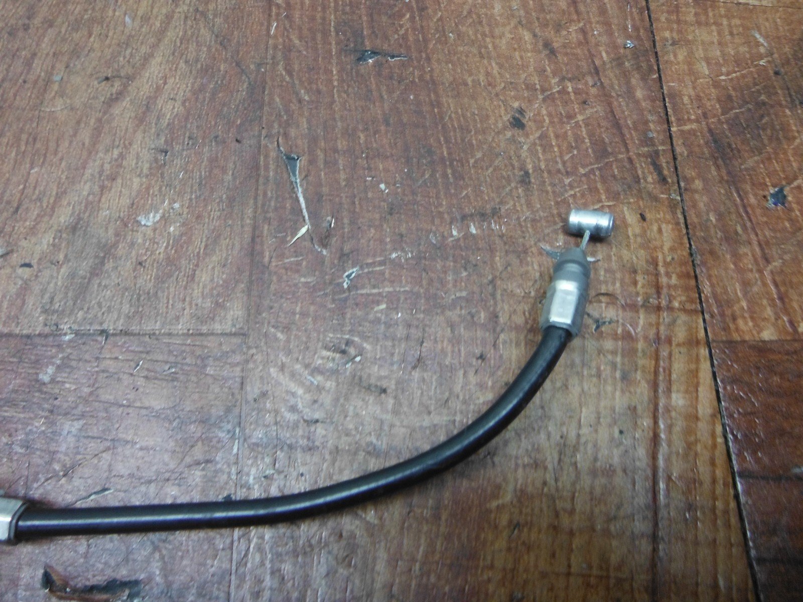 2020 - 2023 KAWASAKI EX650RPFNN NINJA EX 650 SEAT LATCH LOCK CABLE MECHANISM - Image 3