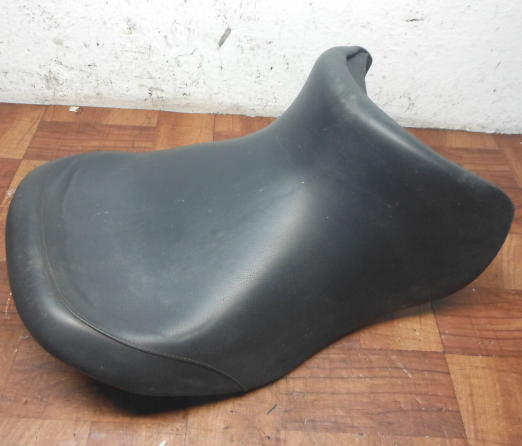 2004 bmw r1150rt FRONT DRIVERS SEAT PAD SADDLE PILLION