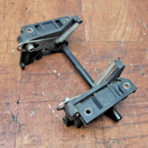 2004 bmw r1150rt SEAT MOUNTING BRACKET MOUNT Vertical seat adjuster