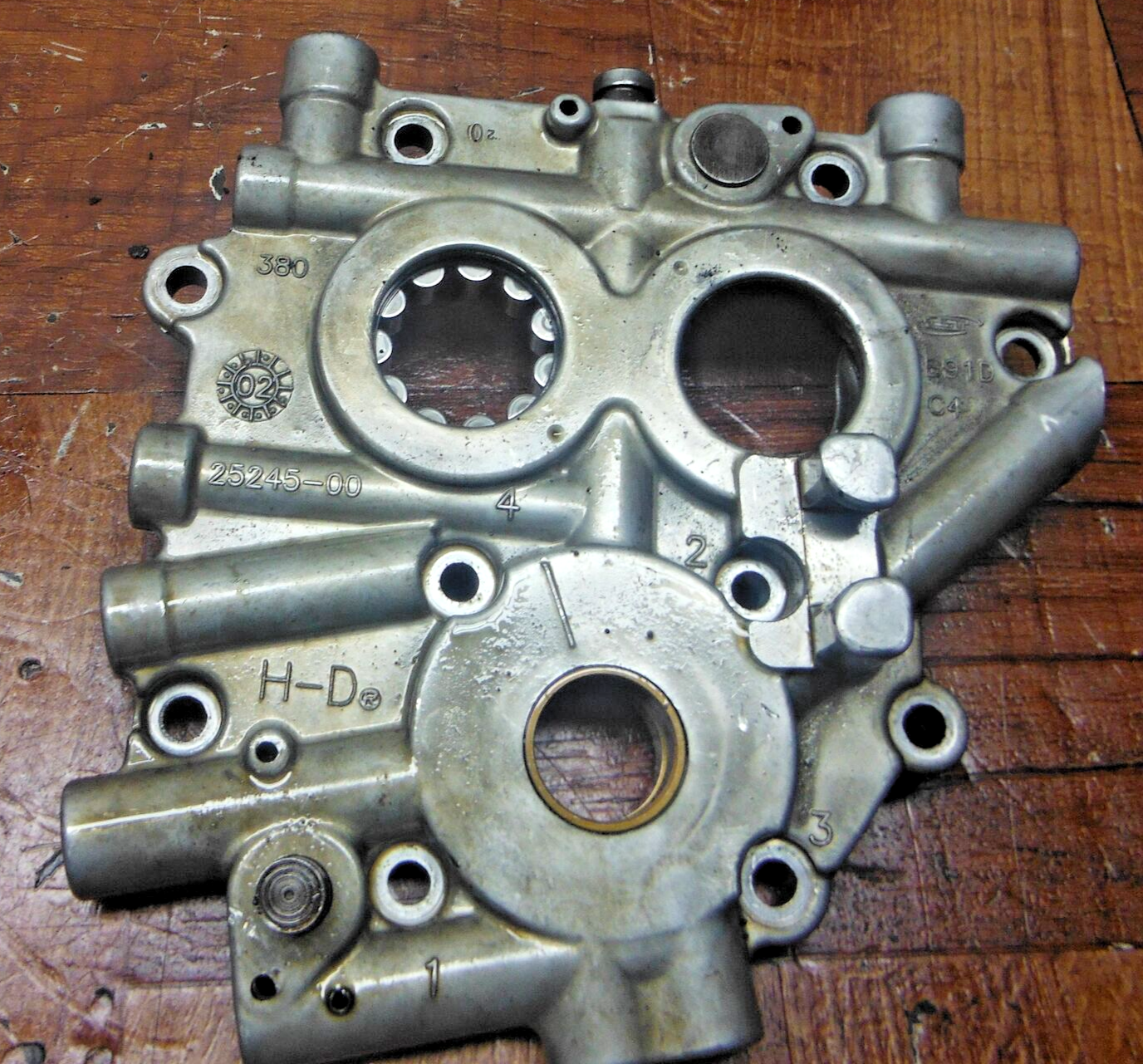2003 harley-davidson dyna ENGINE CAM CHAIN SUPPORT ASM RETAINING PLATE CASE