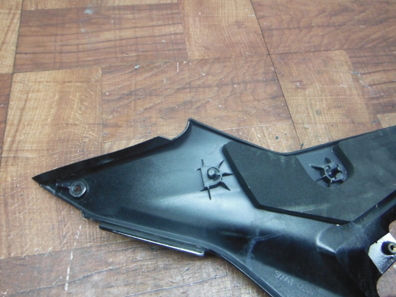 2017-2023 KAWASAKI EX650RPFNN NINJA EX650 TANK SIDE COVER PANEL COWL TRIM LEFT - Image 8