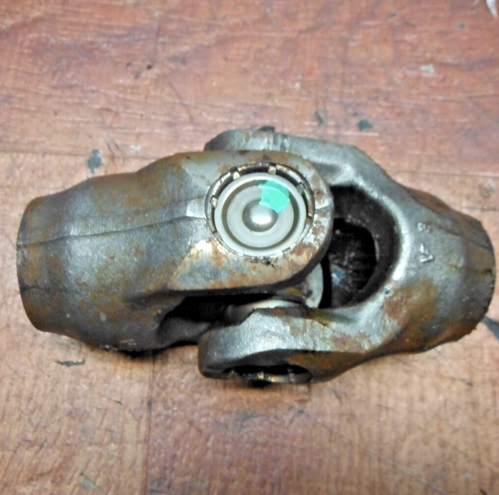 2003 honda VTX1800 vtx1800r SHAFT U JOINT GEAR YOKE