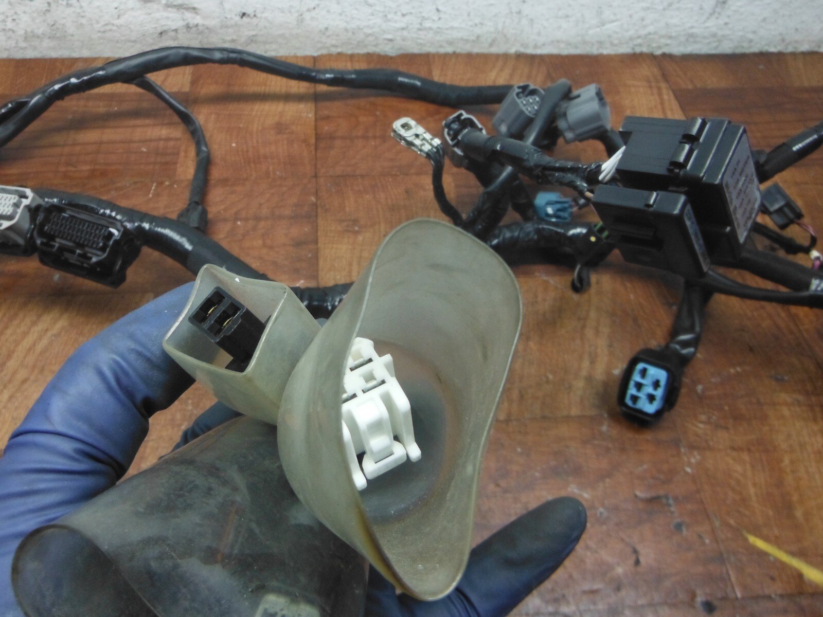 2023 KAWASAKI NINJA EX650A MAIN ENGINE WIRING HARNESS MOTOR WIRE 26031-3874 - Image 11