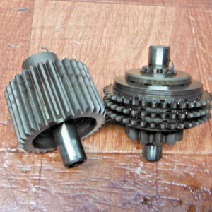 2005 suzuki boulevard C90 VL1500 ENGINE MOTOR IDLER IDLING GEAR