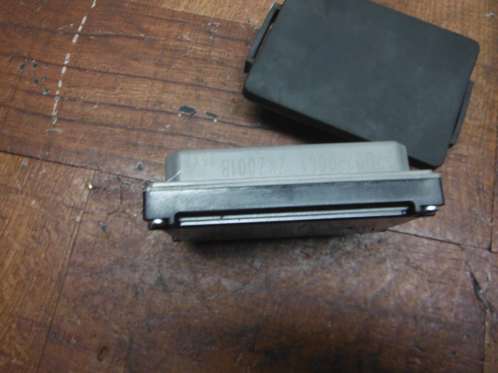 2023 KAWASAKI NINJA EX650A RELAY ASSEMBLY FUSE BOX 27002-0061 - Image 4