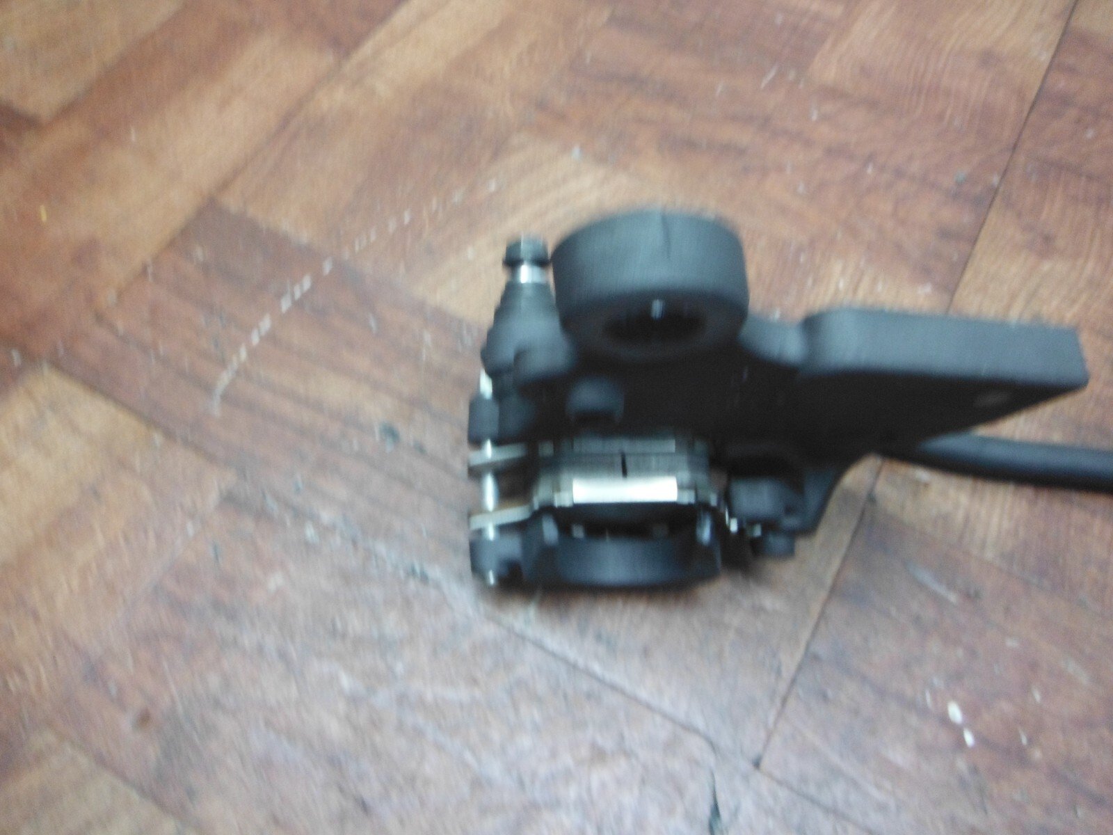 2023 kawasaki EX650 NINJA REAR BACK BRAKE CALIPER W MOUNT BRACKET - Image 4