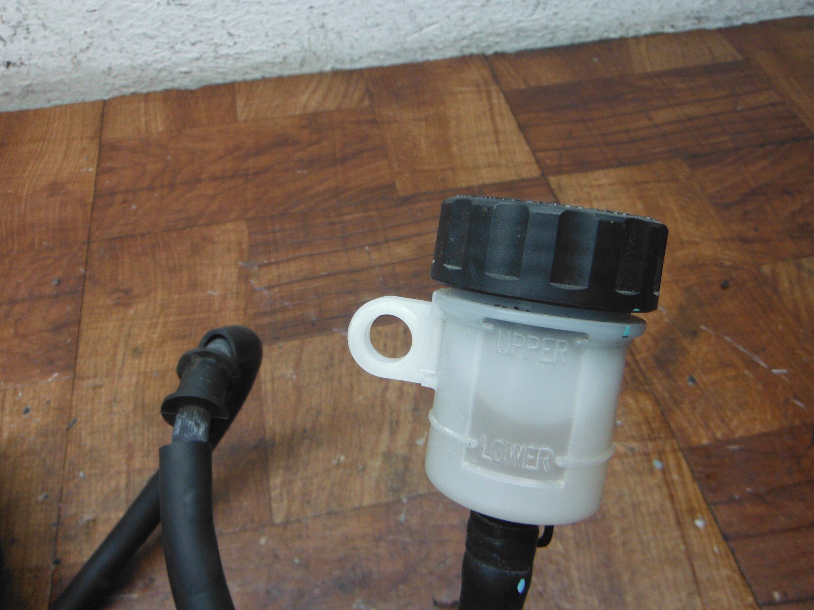 2023 kawasaki EX650 NINJA REAR BACK BRAKE CALIPER W MOUNT BRACKET - Image 11