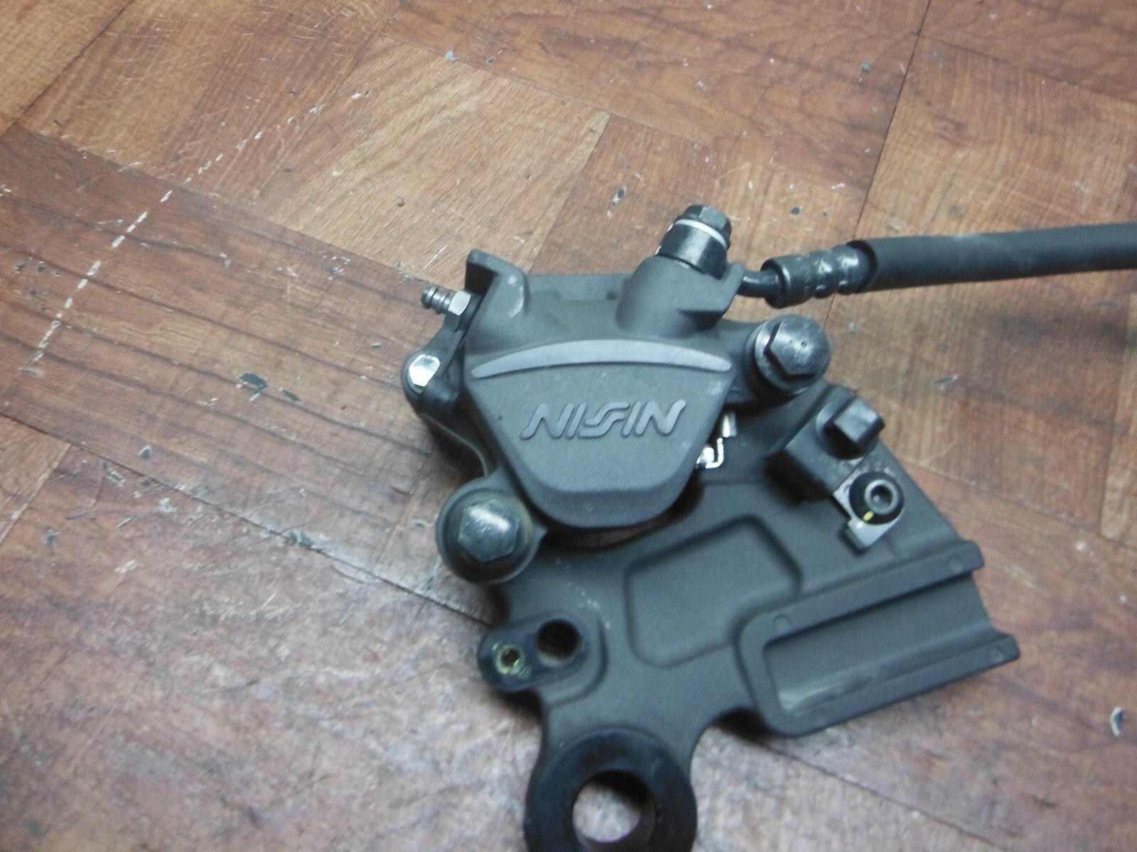 2023 kawasaki EX650 NINJA REAR BACK BRAKE CALIPER W MOUNT BRACKET - Image 15