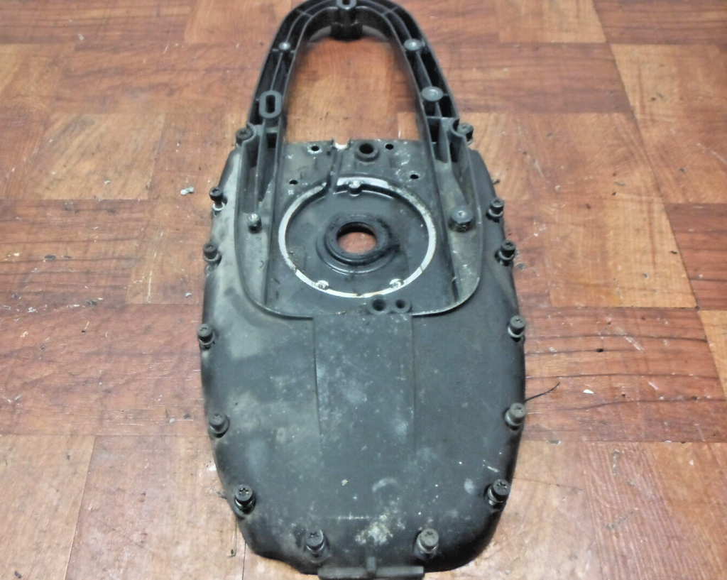 2004 bmw r1150rt-p BLACK ALTERNATOR SUPPORT COVER