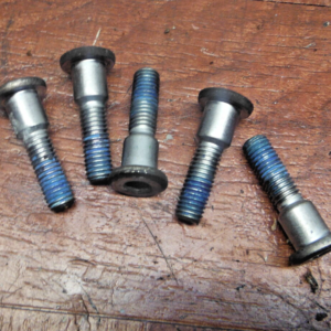 2005 suzuki boulevard C90 VL1500 FRONT BRAKE ROTOR BOLTS DISC HARDWARE SCREW SET