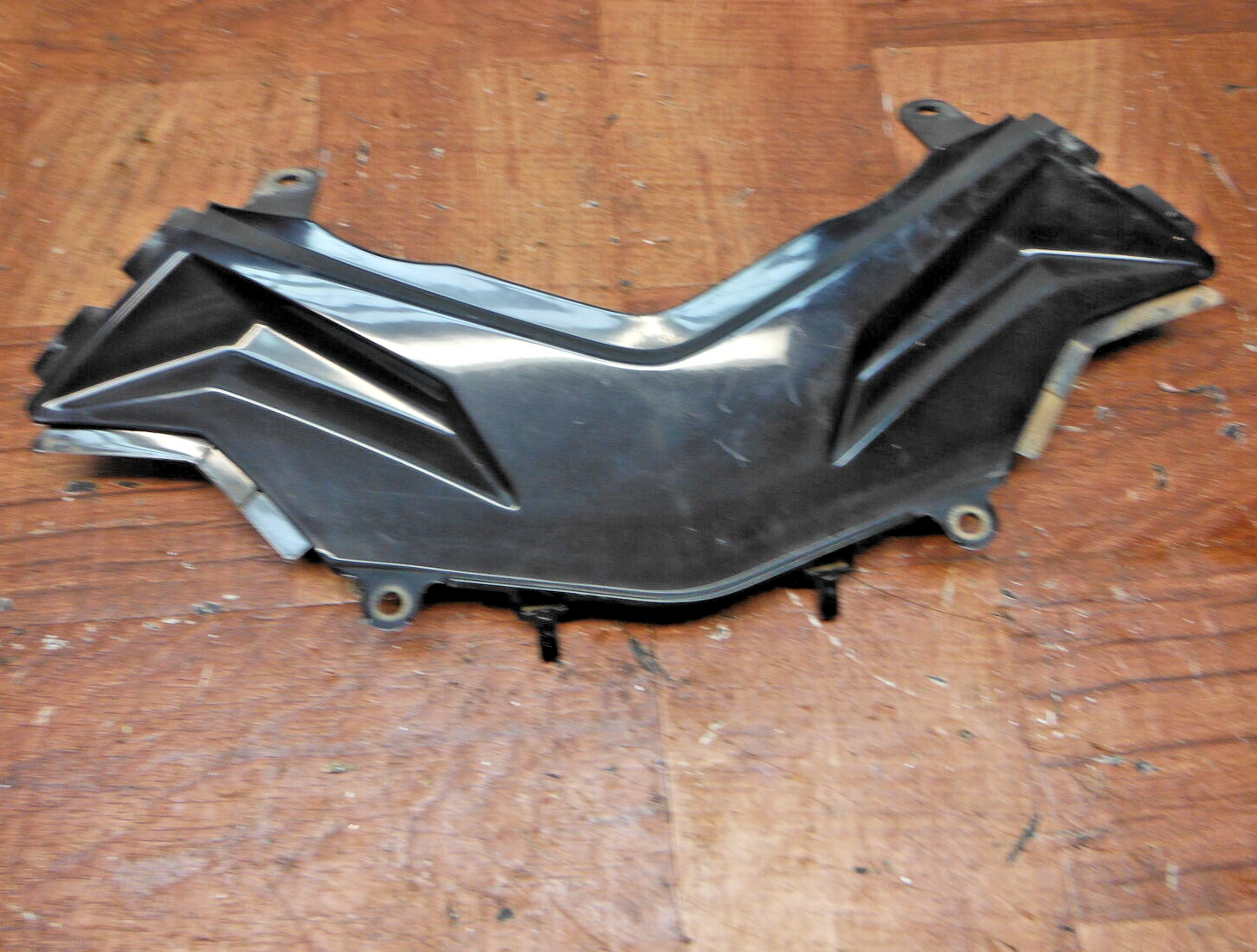 2013 kawasaki EX300 ninja 300 CENTER REAR BACK TAIL FAIRING COWL
