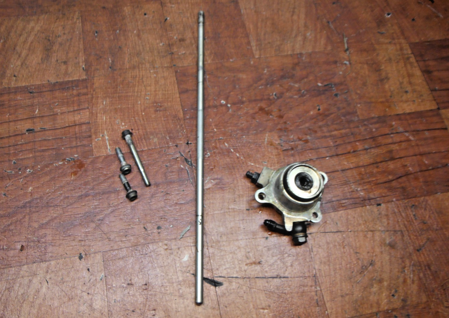 honda CLUTCH SLAVE PISTON CYLINDER 22860-MCH-000