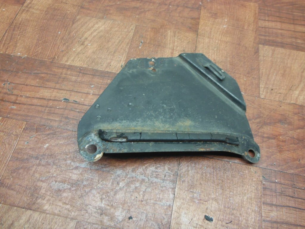 84-87 honda goldwing 1200 BLACK ENGINE shield SHROUD PLATE MOUNT BRACKET