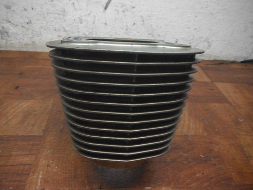 2003 honda vtx1800r ENGINE MOTOR PISTON CYLINDER BLOCK JUG FRONT - Image 8