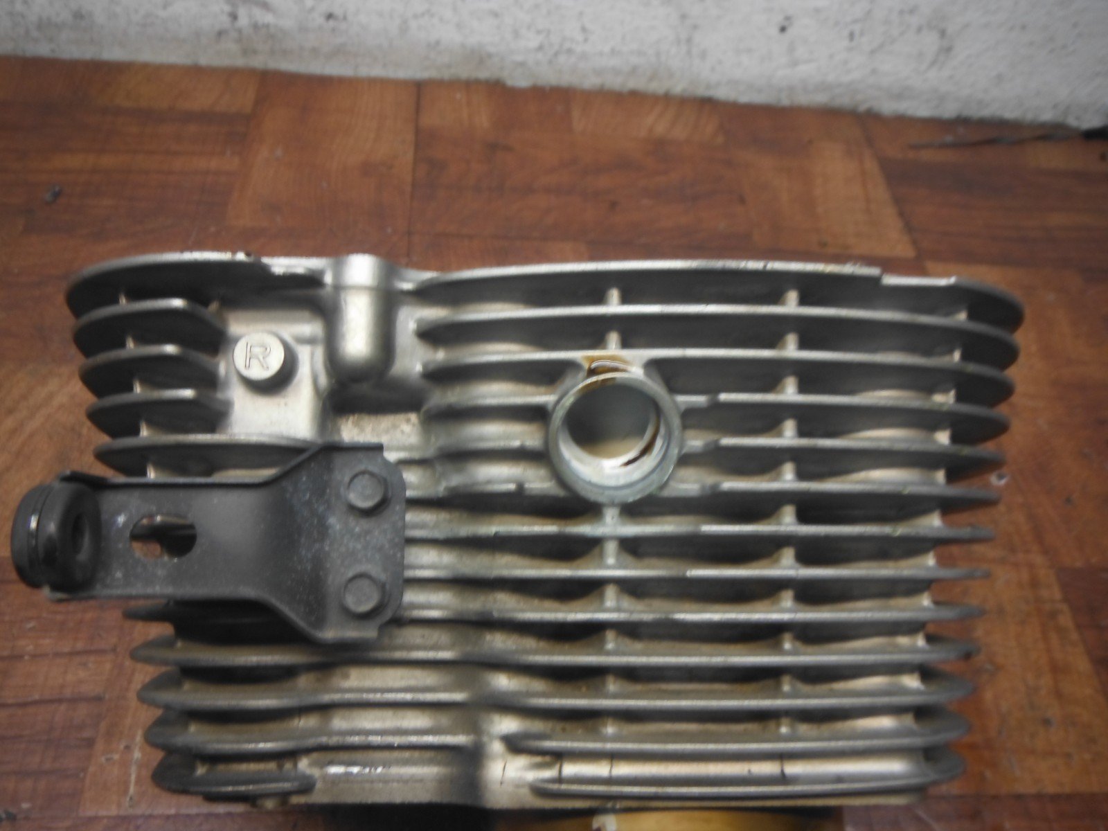 2003 honda vtx1800r OEM ENGINE MOTOR PISTON CYLINDER BLOCK JUG REAR - Image 13